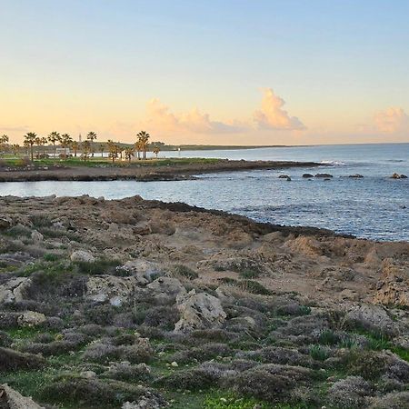 Dahan Sirena Lighthouse Luxury Apartment Paphos Exterior foto